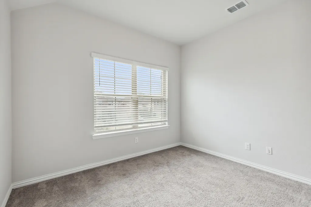 1833 Meadow Trail Lane Aubrey TX 76227
