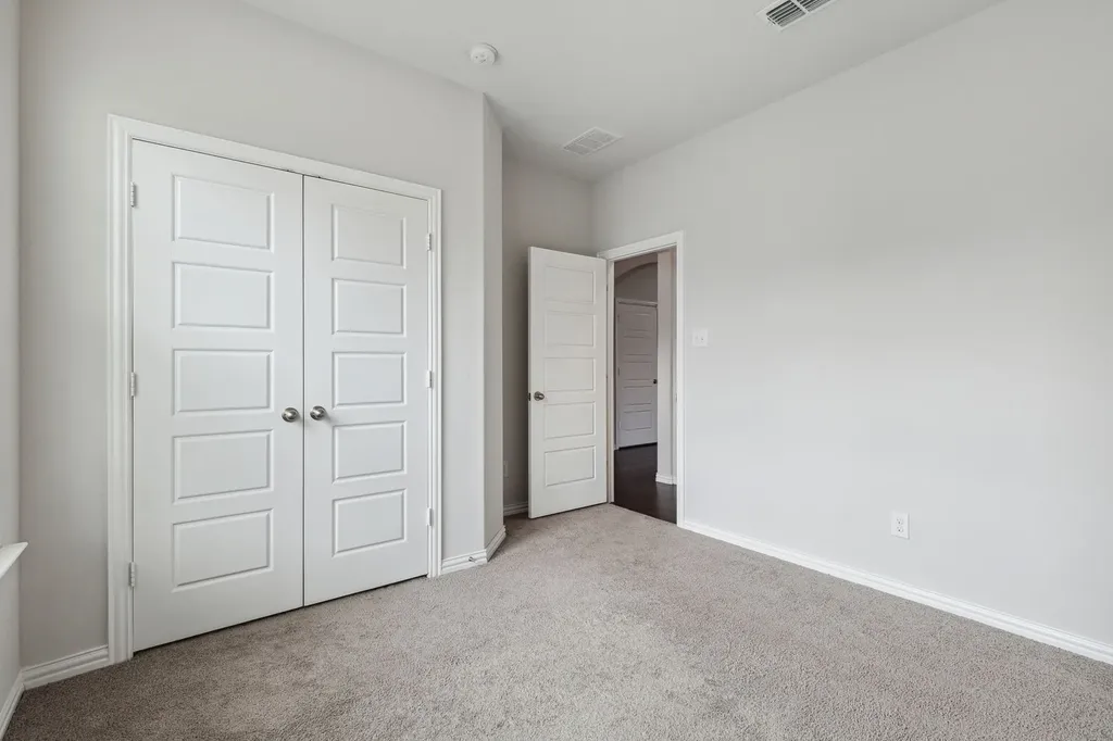 1833 Meadow Trail Lane Aubrey TX 76227