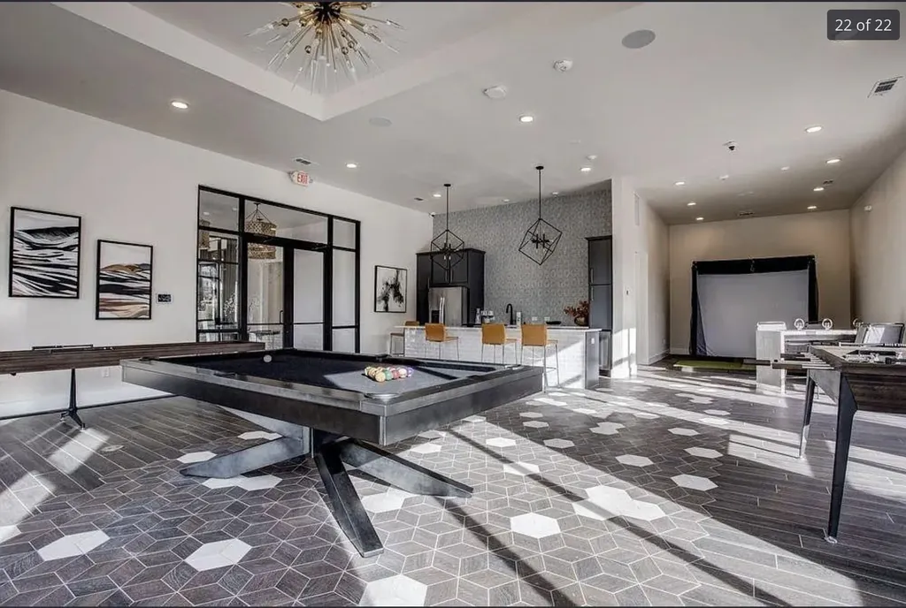 1450 Elevado Drive Dallas TX 75212
