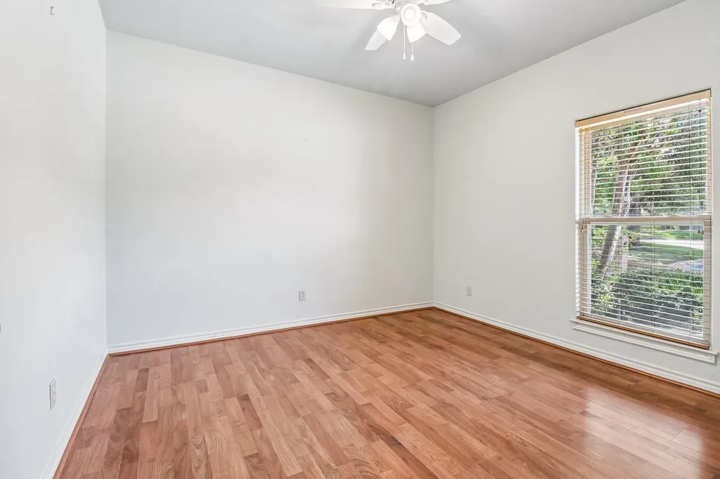 824 Havenwood Lane S Fort Worth TX 76112