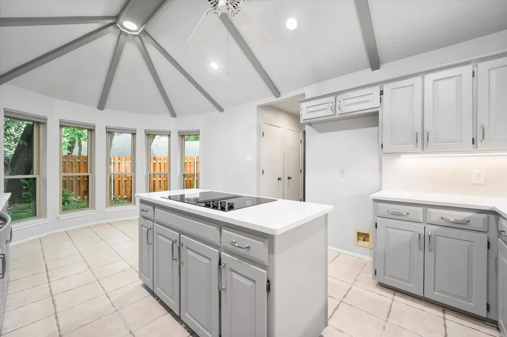 2403 Oak Shadow Court Arlington TX 76017