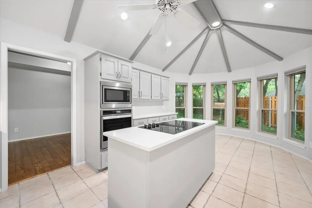 2403 Oak Shadow Court Arlington TX 76017