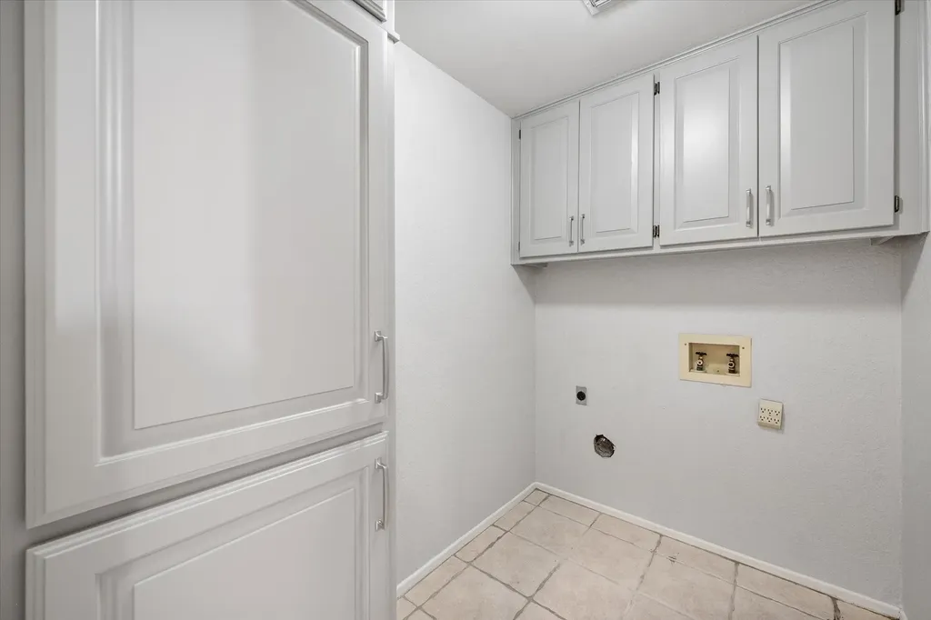 2403 Oak Shadow Court Arlington TX 76017