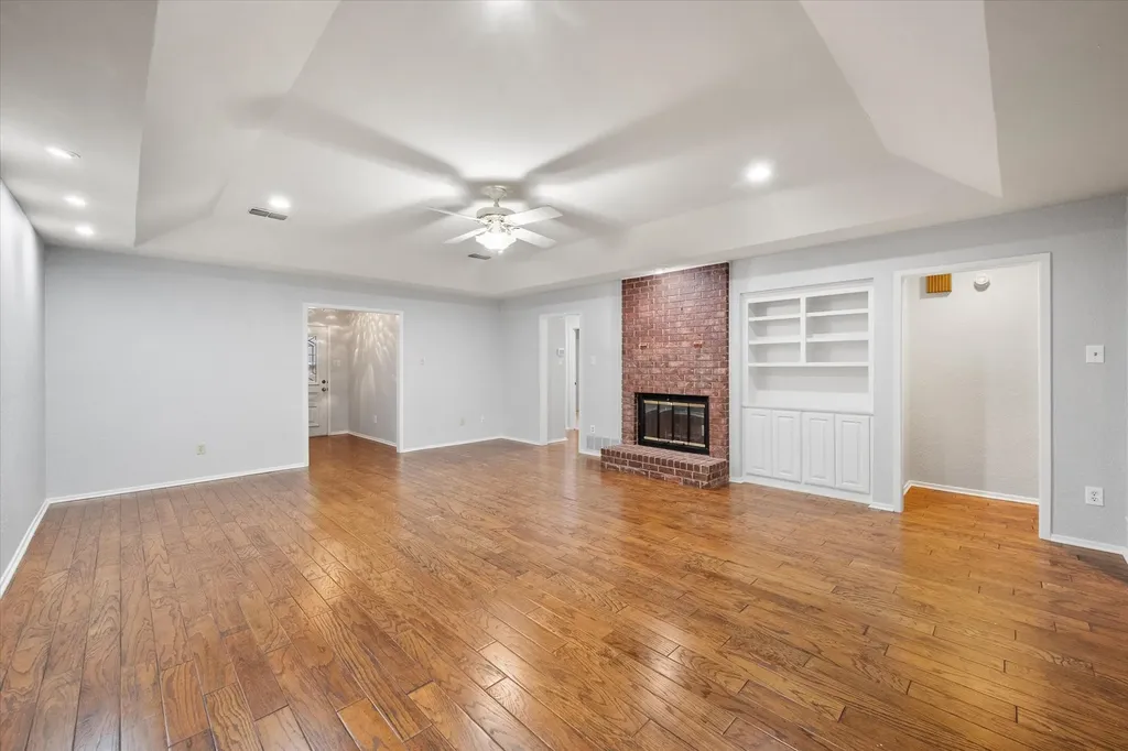 2403 Oak Shadow Court Arlington TX 76017