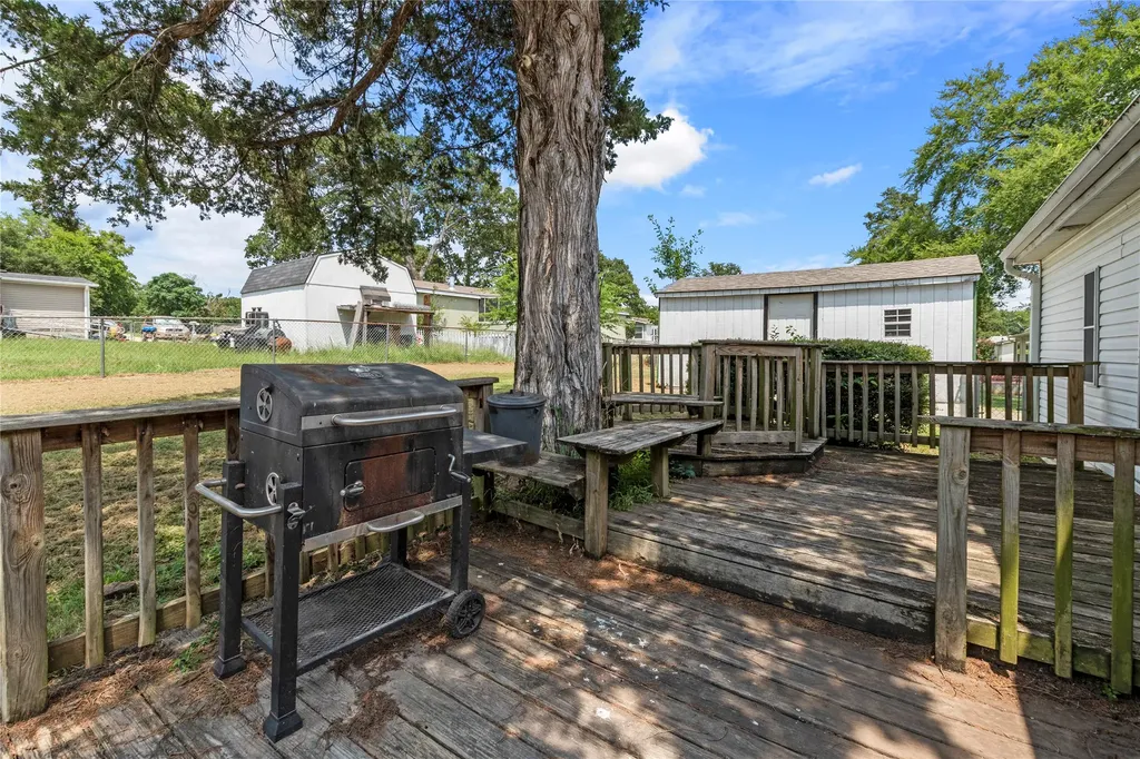 10245 Northlake Circle Kemp TX 75143