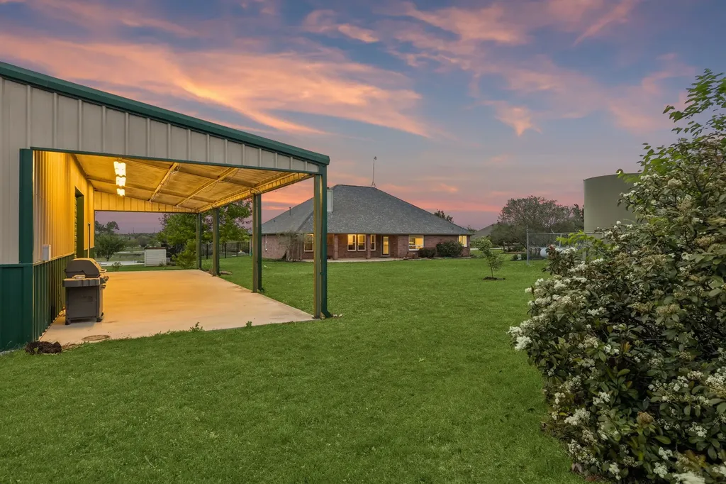 1901 Saw Tooth Court Haslet TX 76052