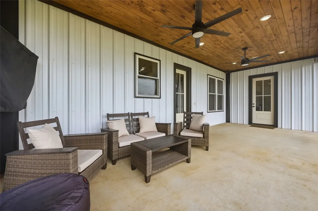 119 Arkansas Road Sadler TX 76264