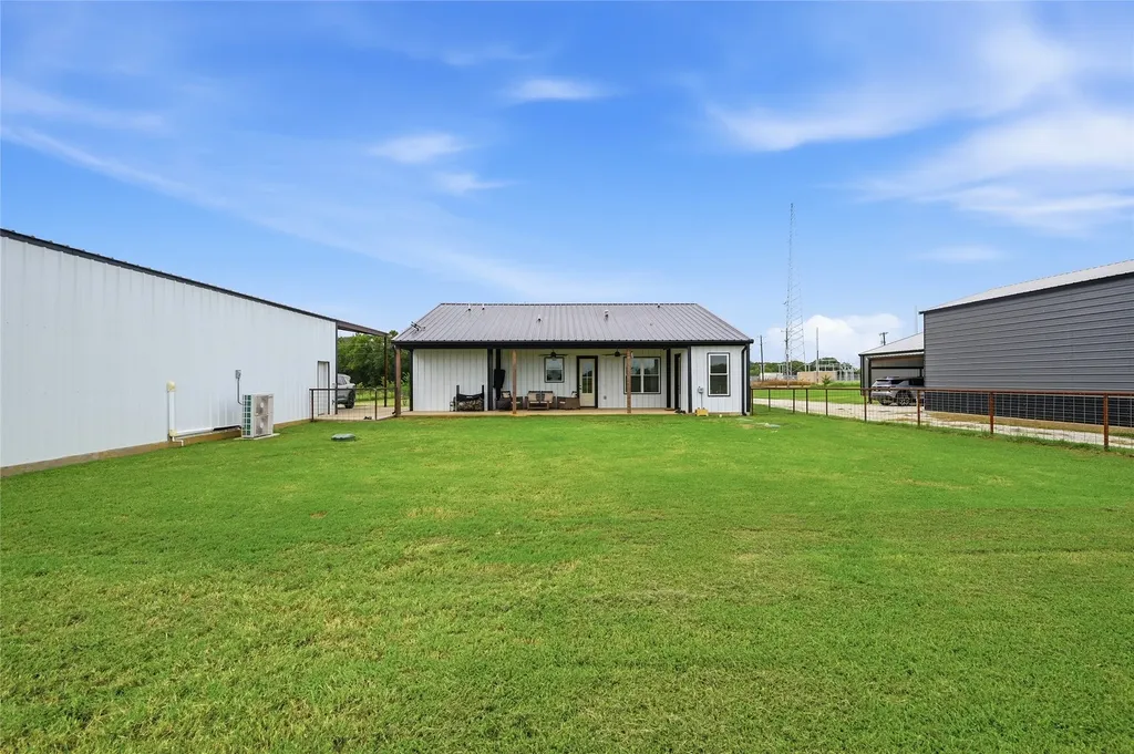 119 Arkansas Road Sadler TX 76264
