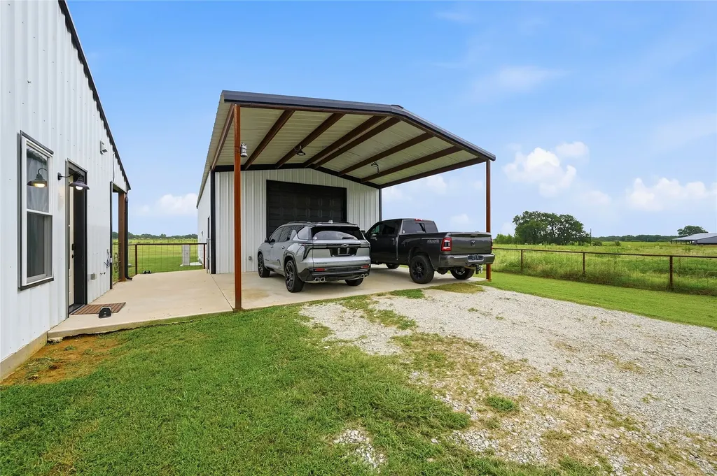 119 Arkansas Road Sadler TX 76264