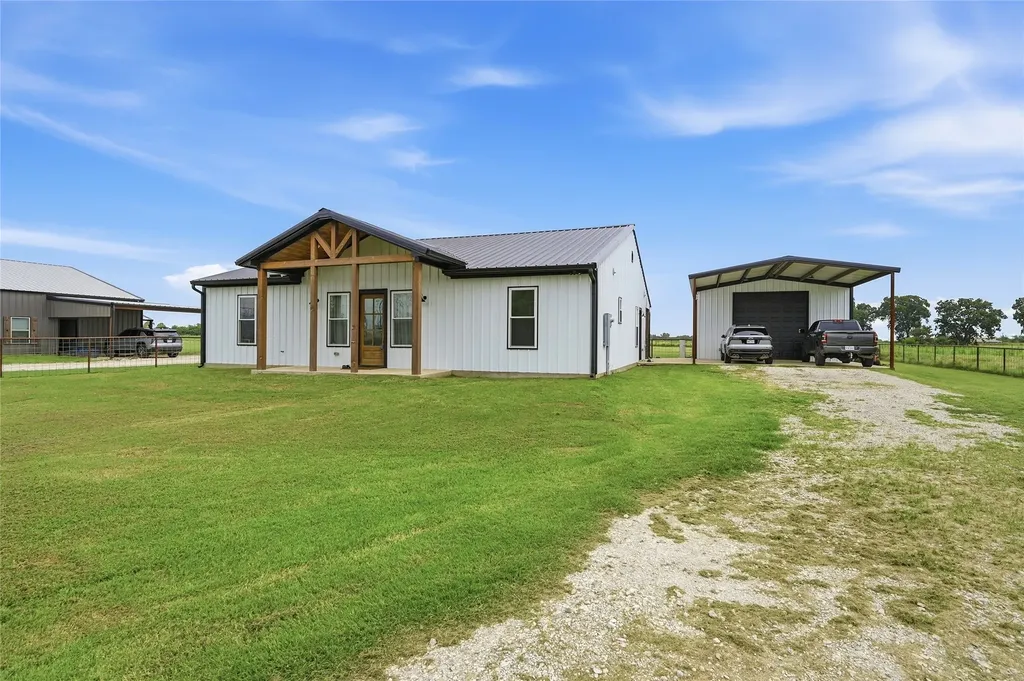 119 Arkansas Road Sadler TX 76264