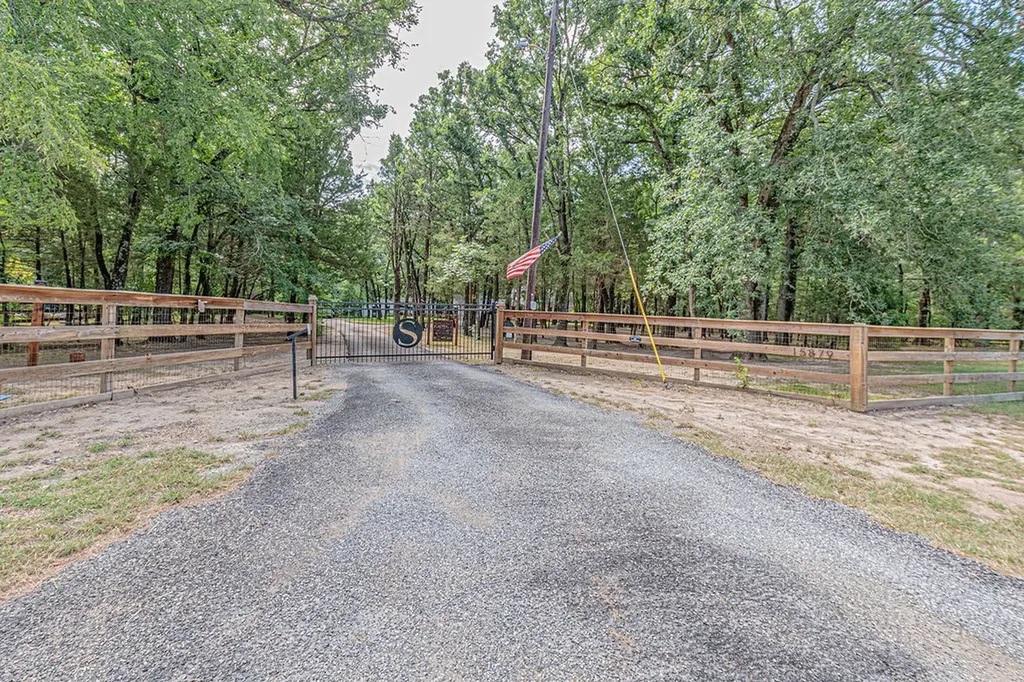 15879 Ranchette Road Terrell TX 75161