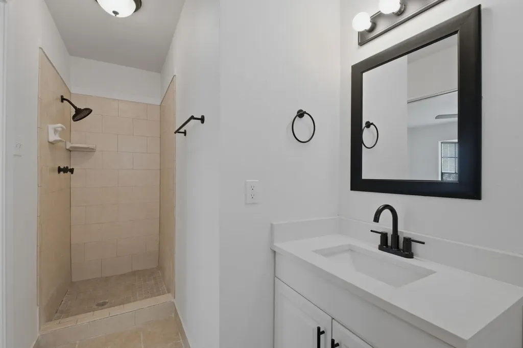 1509 Robin Drive Sherman TX 75092