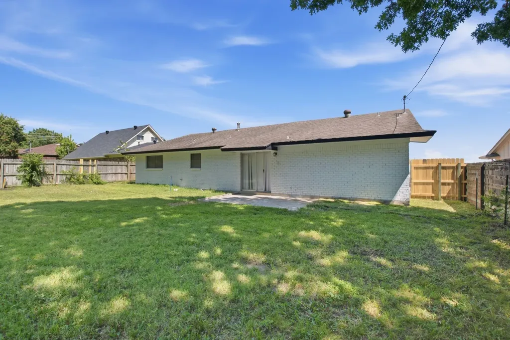 1509 Robin Drive Sherman TX 75092