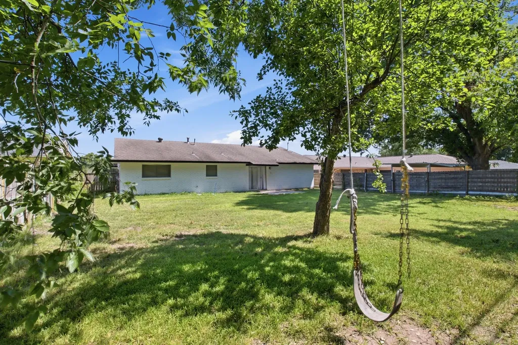 1509 Robin Drive Sherman TX 75092