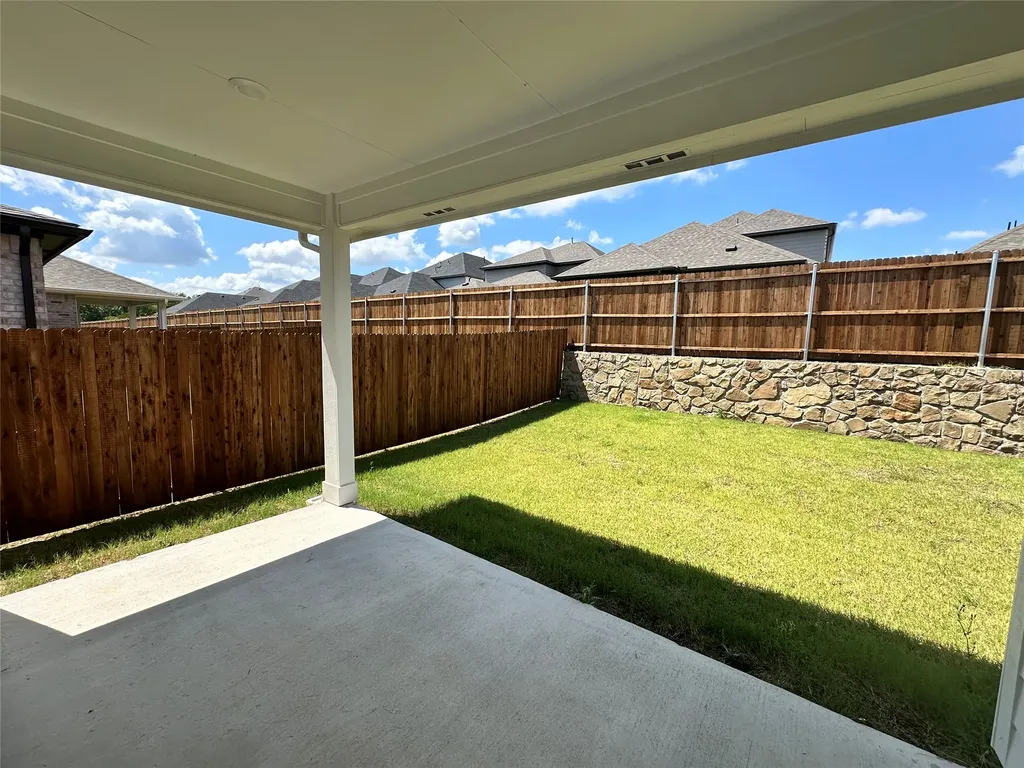 512 Dorothy Drive Mckinney TX 75071