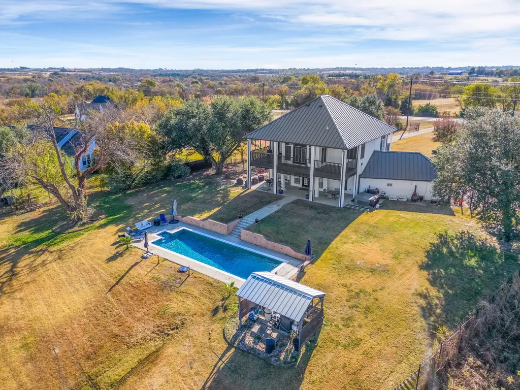 7811 Fm 902 Sherman TX 75459