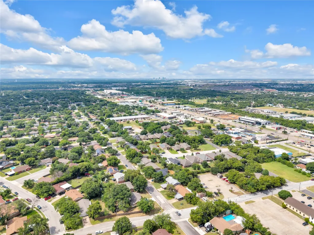 6075 Lalagray Lane Watauga TX 76148