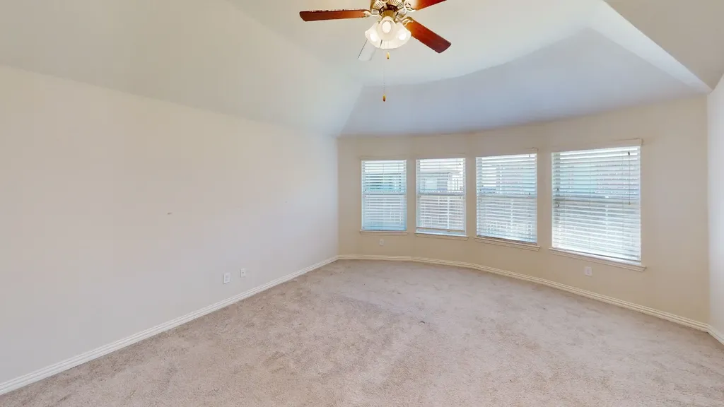 14712 Spitfire Trail Fort Worth TX 76262