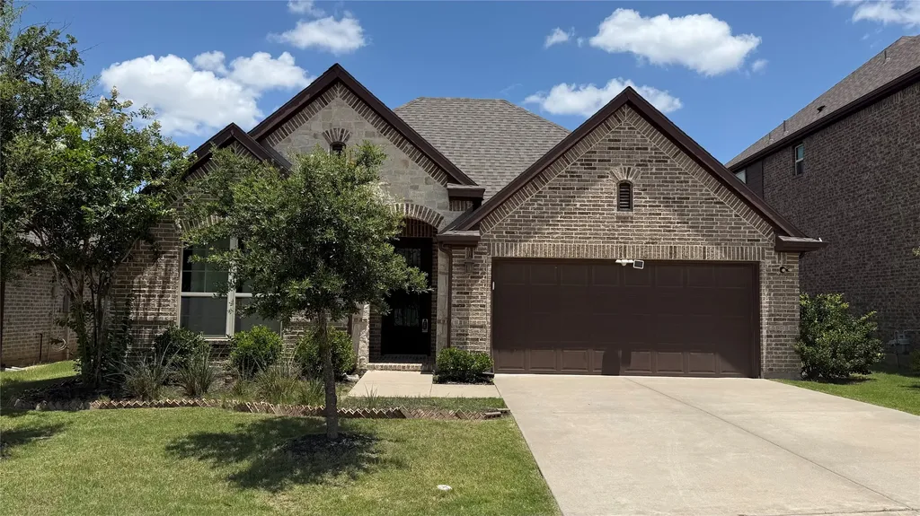 14712 Spitfire Trail Fort Worth TX 76262