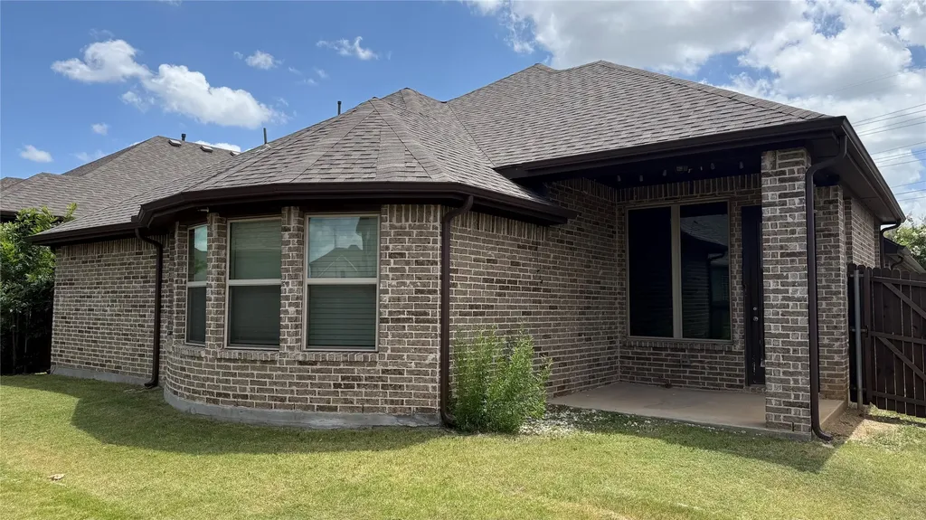 14712 Spitfire Trail Fort Worth TX 76262