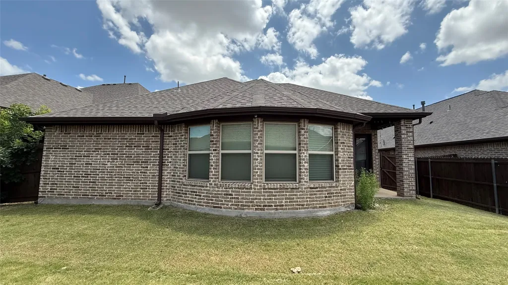 14712 Spitfire Trail Fort Worth TX 76262