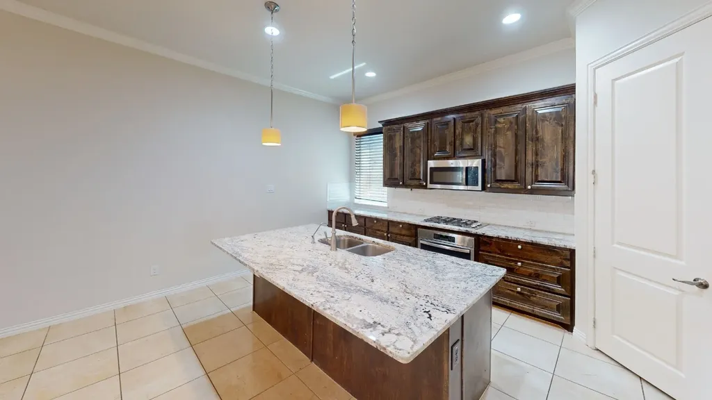 14712 Spitfire Trail Fort Worth TX 76262