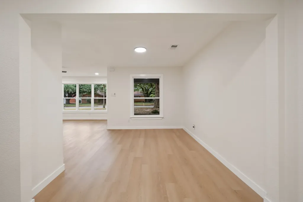 2805 Sarah Jane Lane Fort Worth TX 76119