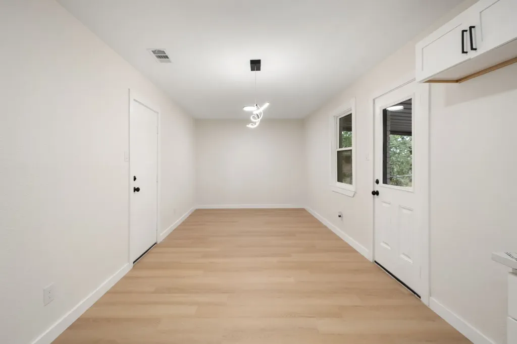 2805 Sarah Jane Lane Fort Worth TX 76119