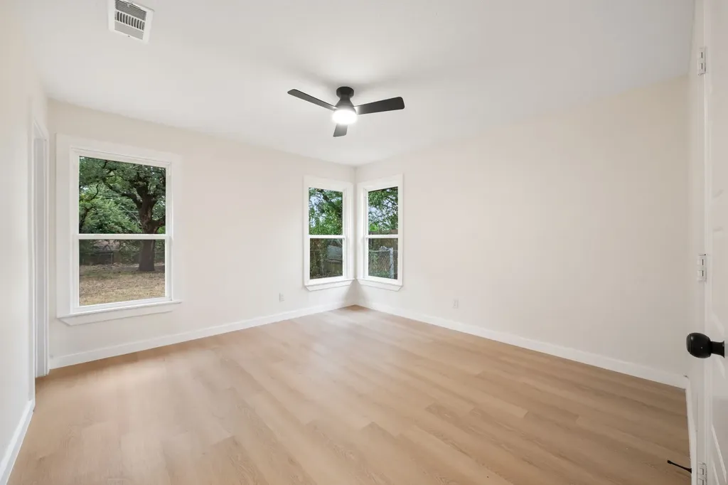 2805 Sarah Jane Lane Fort Worth TX 76119