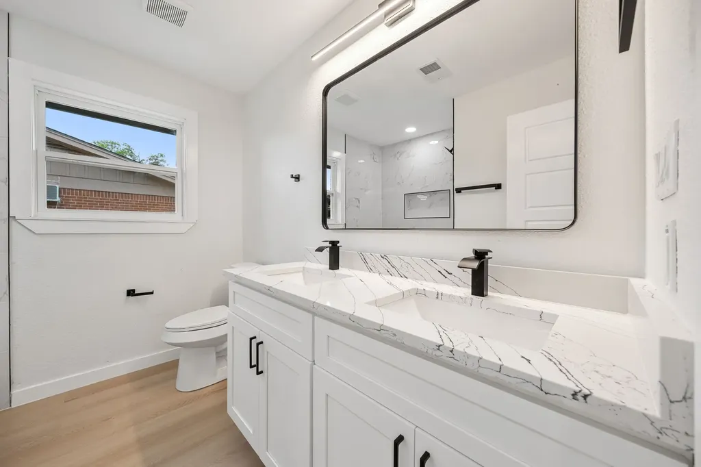 2805 Sarah Jane Lane Fort Worth TX 76119