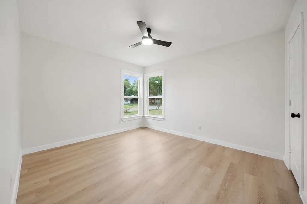 2805 Sarah Jane Lane Fort Worth TX 76119