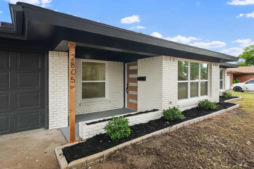 2805 Sarah Jane Lane Fort Worth TX 76119