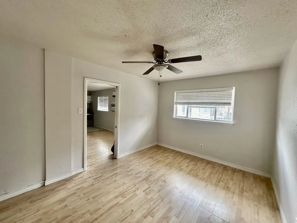 4115 Douglas Dallas TX 75219