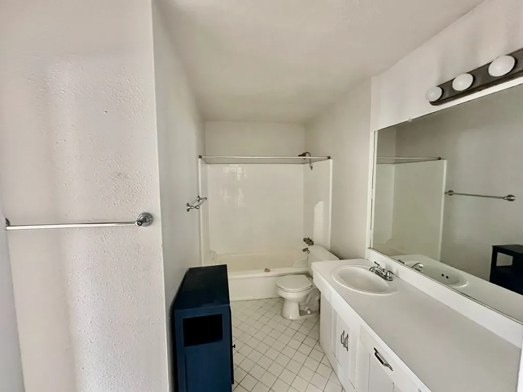 4115 Douglas Dallas TX 75219