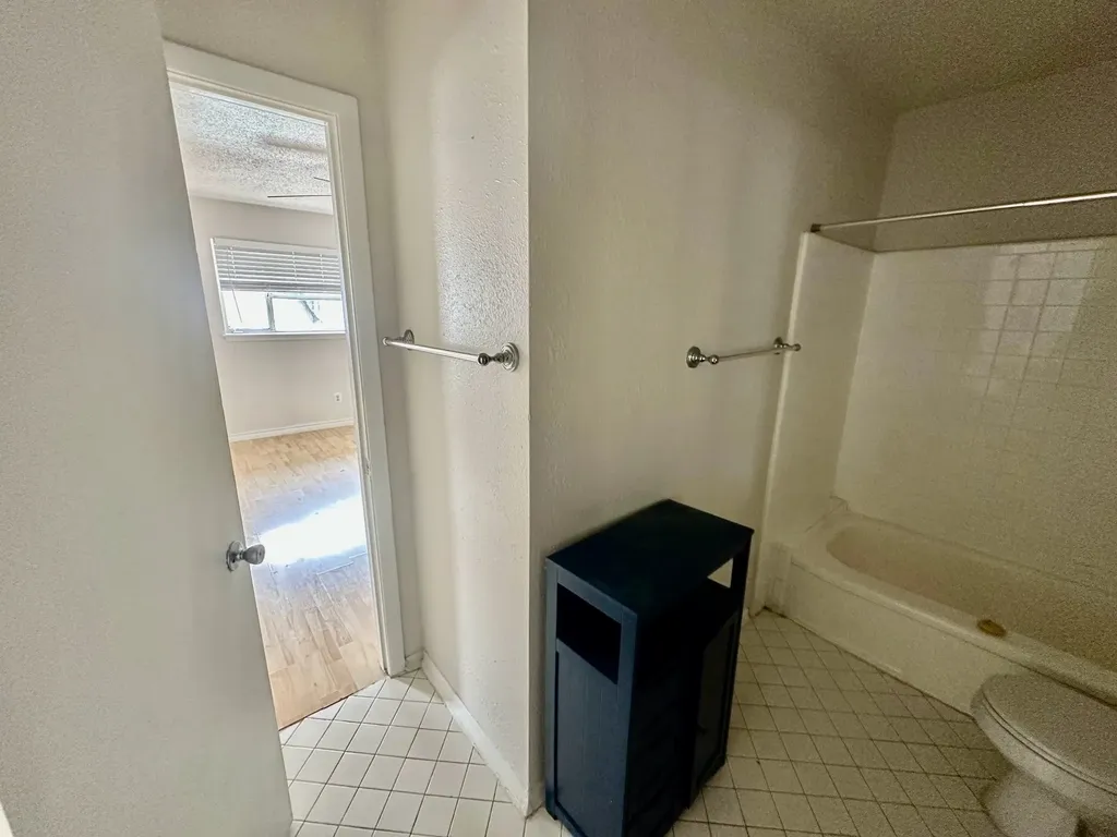 4115 Douglas Dallas TX 75219