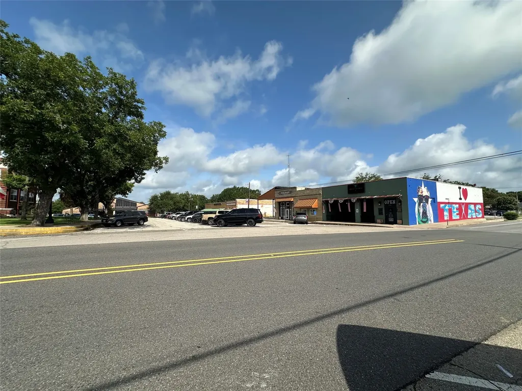 105 N Main Street Quitman TX 75783