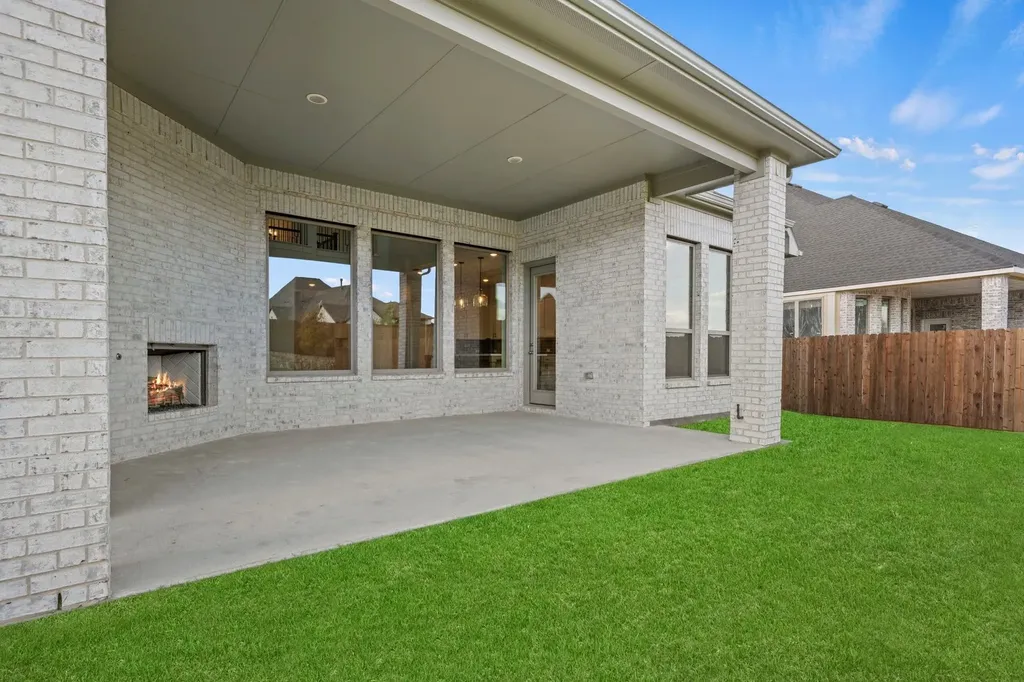 228 Pine Leaf Trail Waxahachie TX 75160
