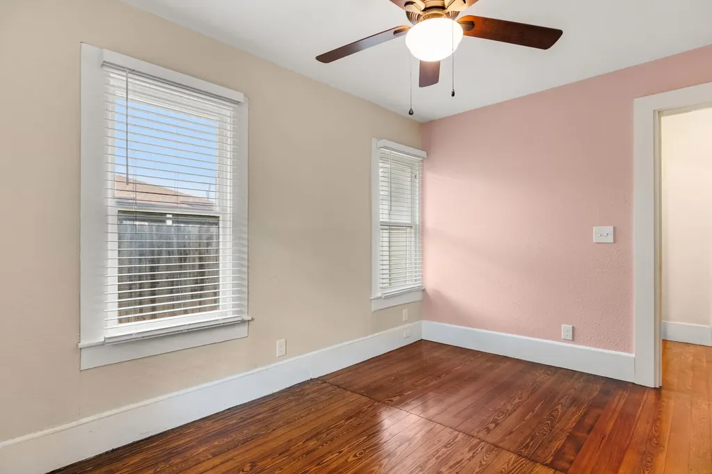 515 W 6th Street Mcgregor TX 76657