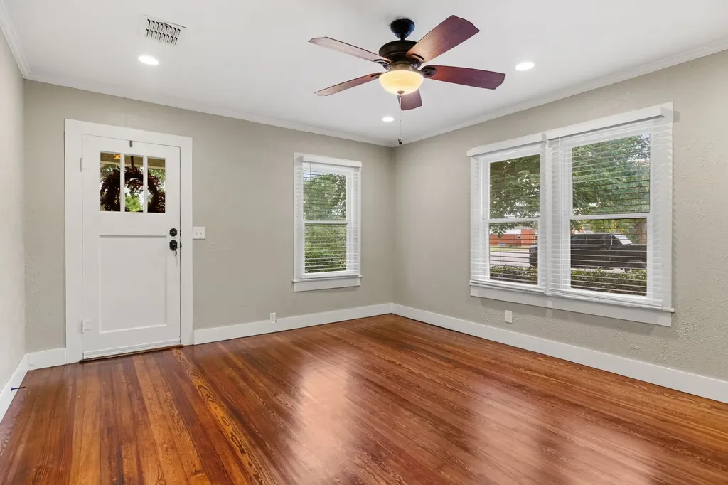 515 W 6th Street Mcgregor TX 76657