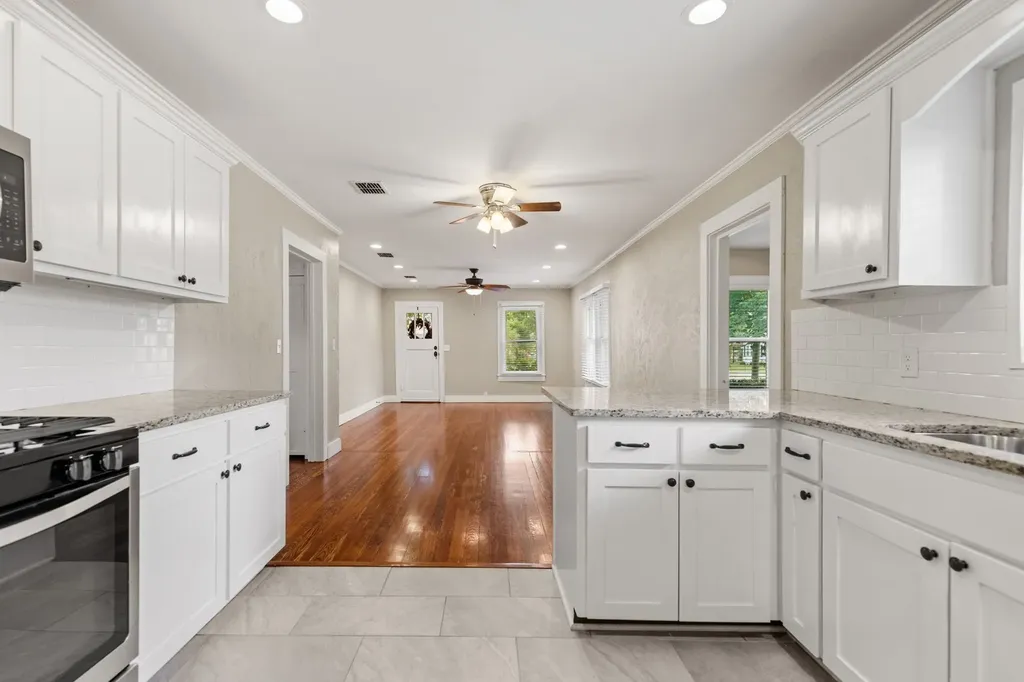 515 W 6th Street Mcgregor TX 76657