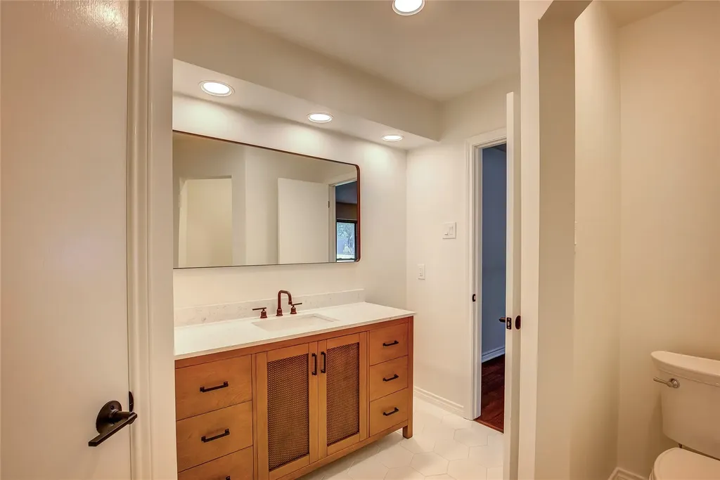 307 Oakmont Drive Trophy Club TX 76262
