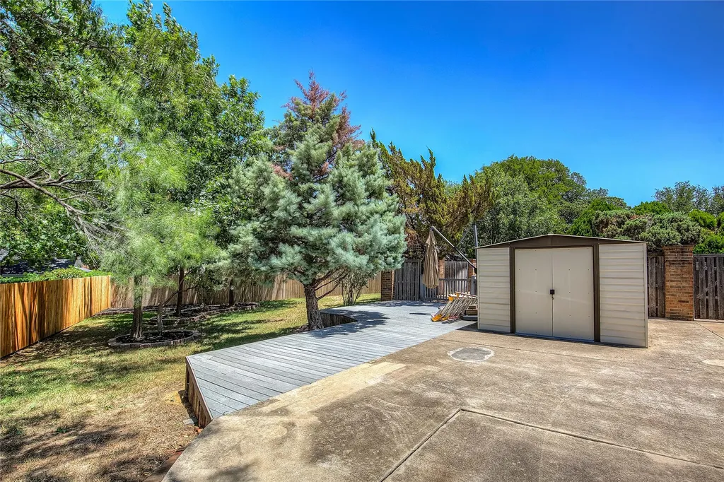 307 Oakmont Drive Trophy Club TX 76262
