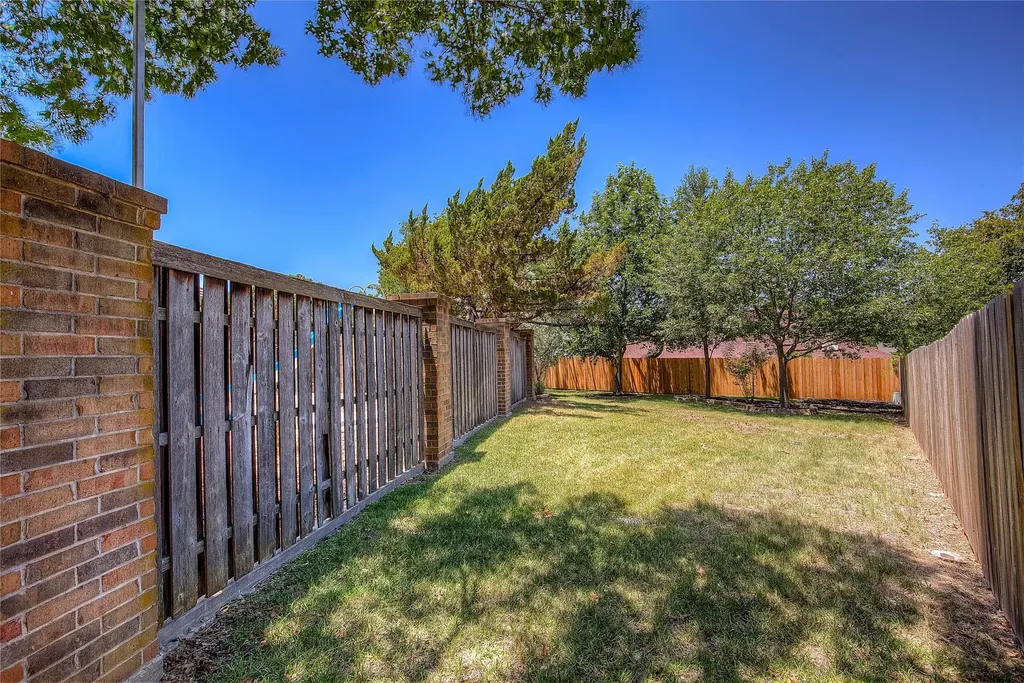 307 Oakmont Drive Trophy Club TX 76262