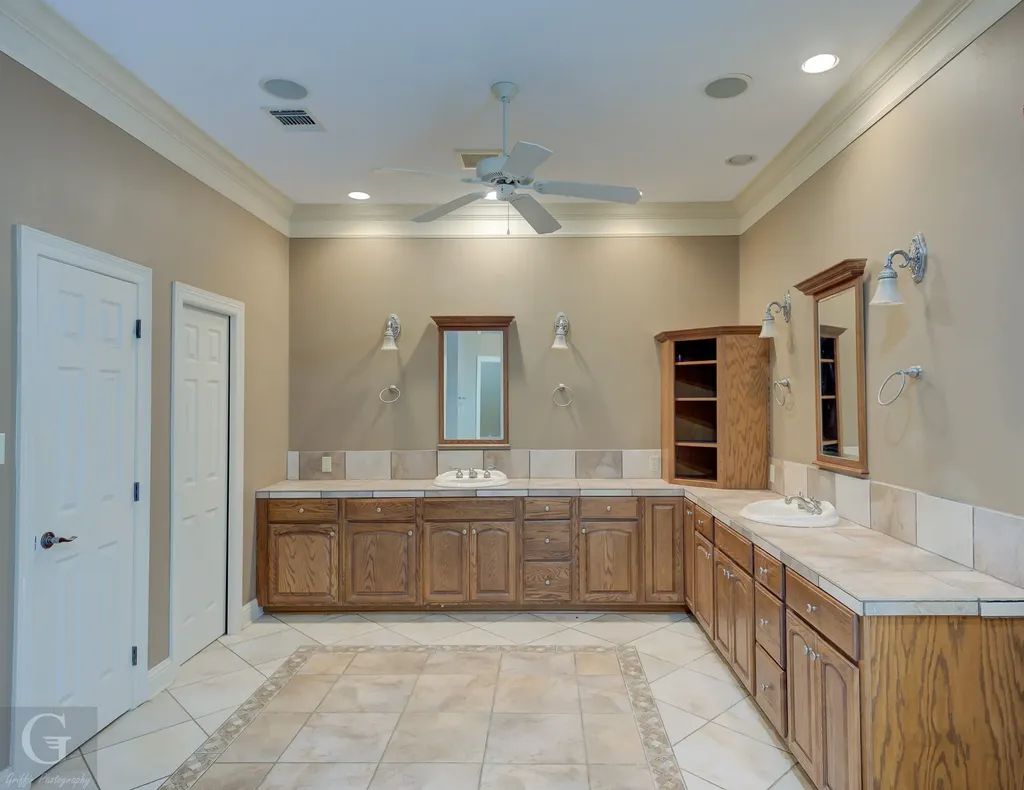 1212 Wpa Road Homer LA 71040