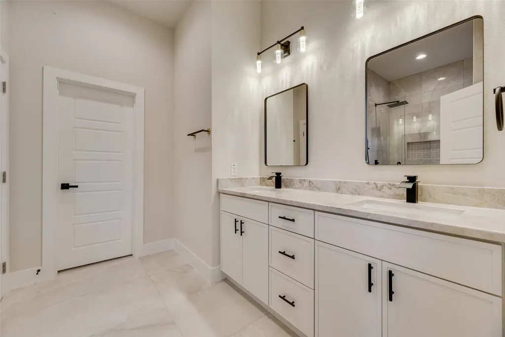 2507 Fatima Avenue Dallas TX 75241