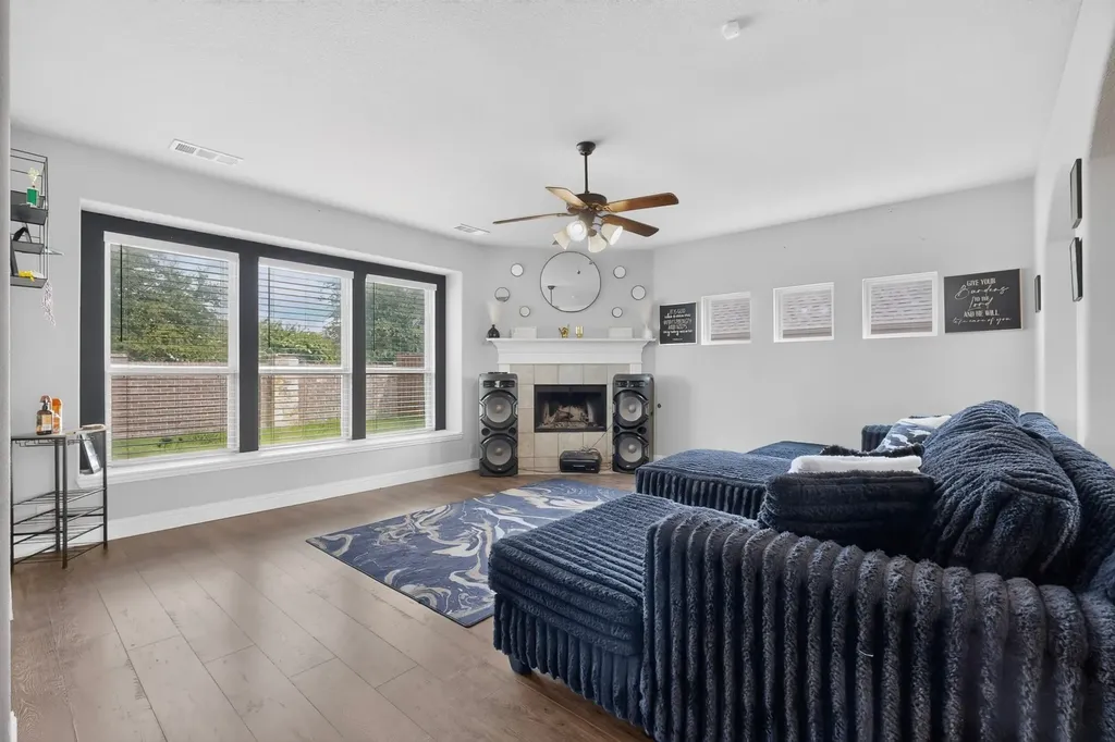 939 Mangrove Drive Fate TX 75087