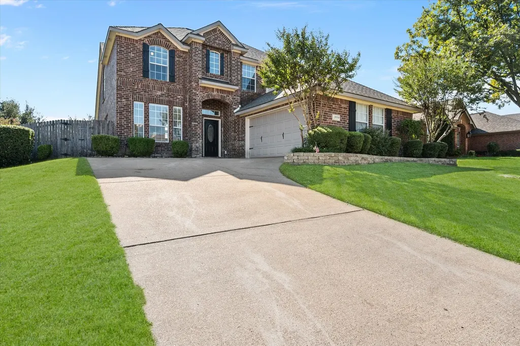 2959 Masters Court S Burleson TX 76028