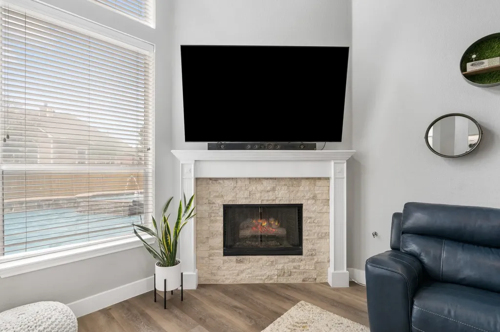 2959 Masters Court S Burleson TX 76028