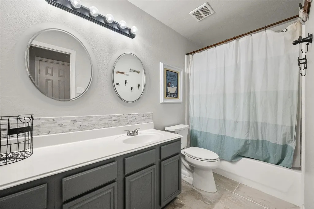 2959 Masters Court S Burleson TX 76028