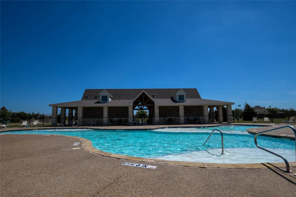 1813 Rushpea Drive Royse City TX 75189